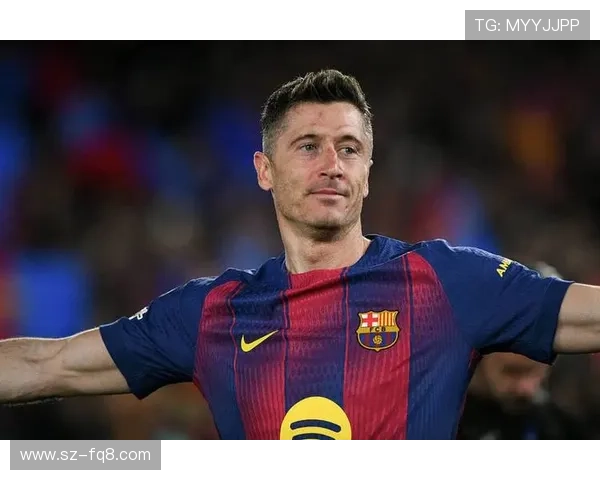 莱万多夫斯基头球与脚下技术解析：得分手段是否全面